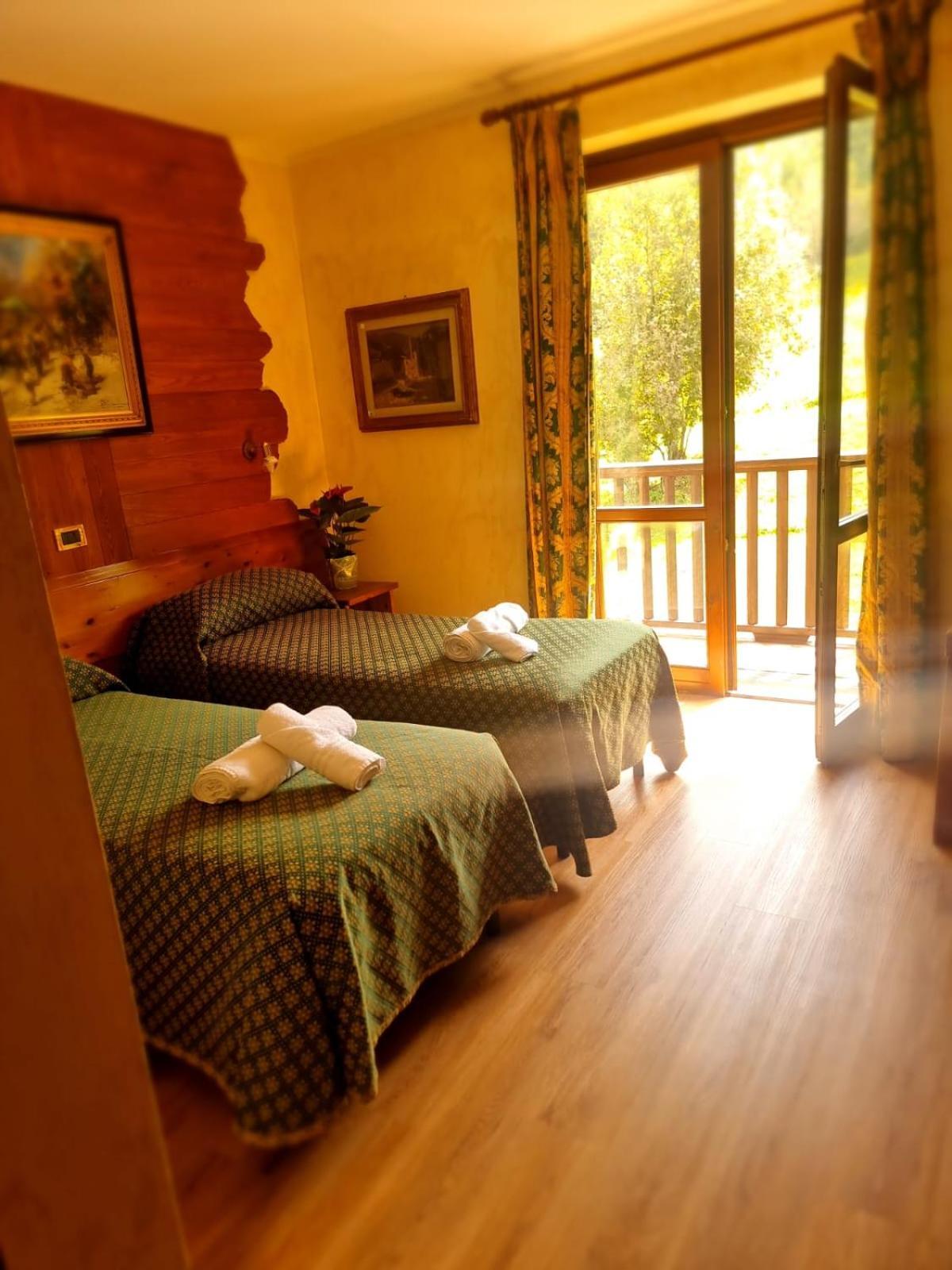 Park Hotel Gran Bosco เซาเซดุลซ์ ภายนอก รูปภาพ